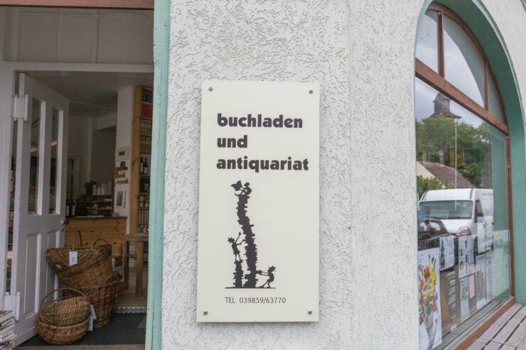 Buchladen & Antiquariat in Fürstenwerder. Foto: TMB-Fotoarchiv/Steffen Lehmann